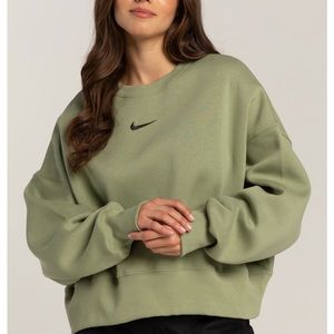 Nike Sportswear Phoenix Fleece Women's Oversized Crew-Neck Sweatshirt